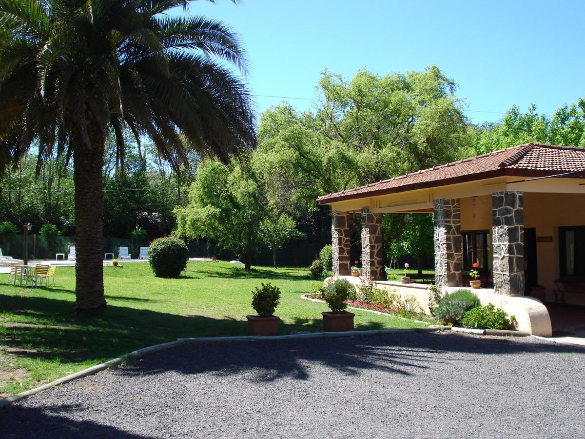 Las Acacias - Posada De Campo Villa General Belgrano Bagian luar foto