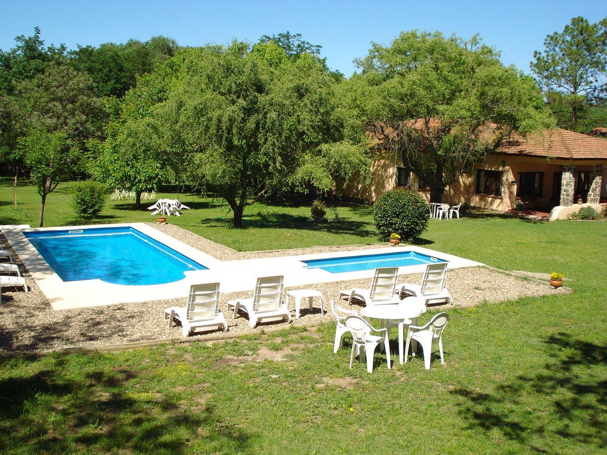 Las Acacias - Posada De Campo Villa General Belgrano Bagian luar foto